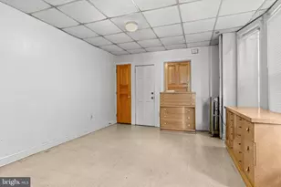 23 S West St, York, PA 17401 - Photo 8