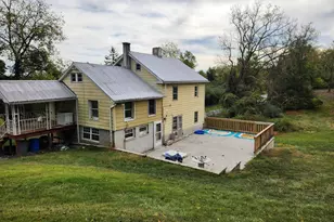 719 Pleasant View Rd, Lewisberry, PA 17339 - Photo 2