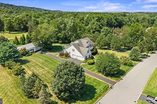 833 Stonybrook Ln, Lewisberry, PA 17339 - Photo 4