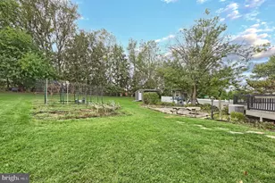 2816 Glen Hollow Dr, York, PA 17406 - Photo 14