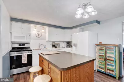 441 Woodland View Drive, York, PA 17406 - Photo 8