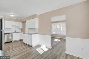 1212 Livingston Rd, York, PA 17404 - Photo 8