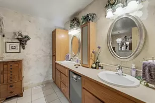 3121 Pineview Dr, Dover, PA 17315 - Photo 8