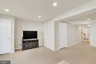 1269 Stonehaven Way, York, PA 17403 - Photo 8