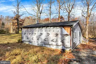 1209 Jackson Square Rd, Spring Grove, PA 17362 - Photo 16