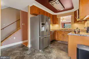 2644 Grandview Park Dr, York, PA 17408 - Photo 4