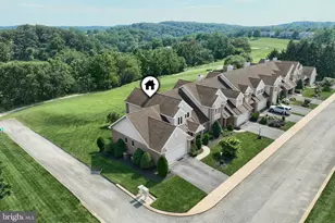 2764 Fairway Dr, York, PA 17402 - Photo 4