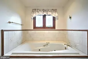 2764 Fairway Dr, York, PA 17402 - Photo 32