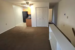 76 Lark Cir, York, PA 17404 - Photo 6