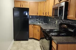 76 Lark Cir, York, PA 17404 - Photo 8