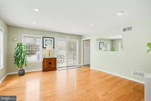 349 Jasmine Dr, Hanover, PA 17331 - Photo 6