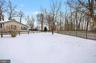 349 Jasmine Dr, Hanover, PA 17331 - Photo 30