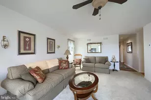 2407 Pin Oak Dr, York, PA 17406 - Photo 26