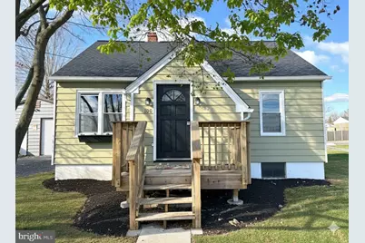 100 Moul Avenue, Hanover, PA 17331 - Photo 1