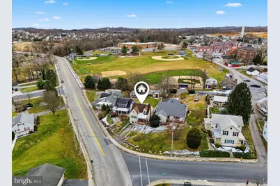102 S Chestnut Street, Dillsburg, PA 17019 - Photo 2