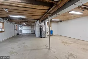 2530 Tree Top Ln, Seven Valleys, PA 17360 - Photo 30