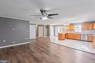 2530 Tree Top Ln, Seven Valleys, PA 17360 - Photo 8