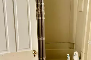 9 W Pennsylvania Ave, Stewartstown, PA 17363 - Photo 22