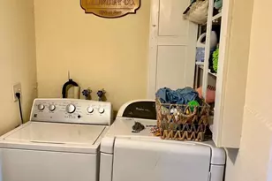 9 W Pennsylvania Ave, Stewartstown, PA 17363 - Photo 14