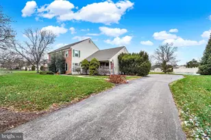 2035 Parkton Ln, York, PA 17408 - Photo 28
