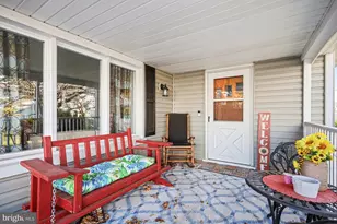 53 S Franklin St, Dallastown, PA 17313 - Photo 4