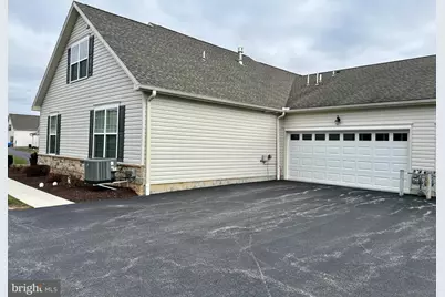 160 Dolomite Drive #12B, York, PA 17408 - Photo 8