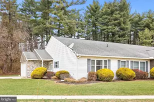 4049 Clair Mar Dr, Dover, PA 17315 - Photo 4