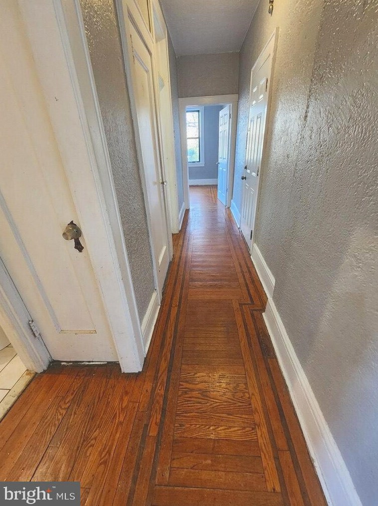 328 N 12th St #1, Newark, NJ 07107