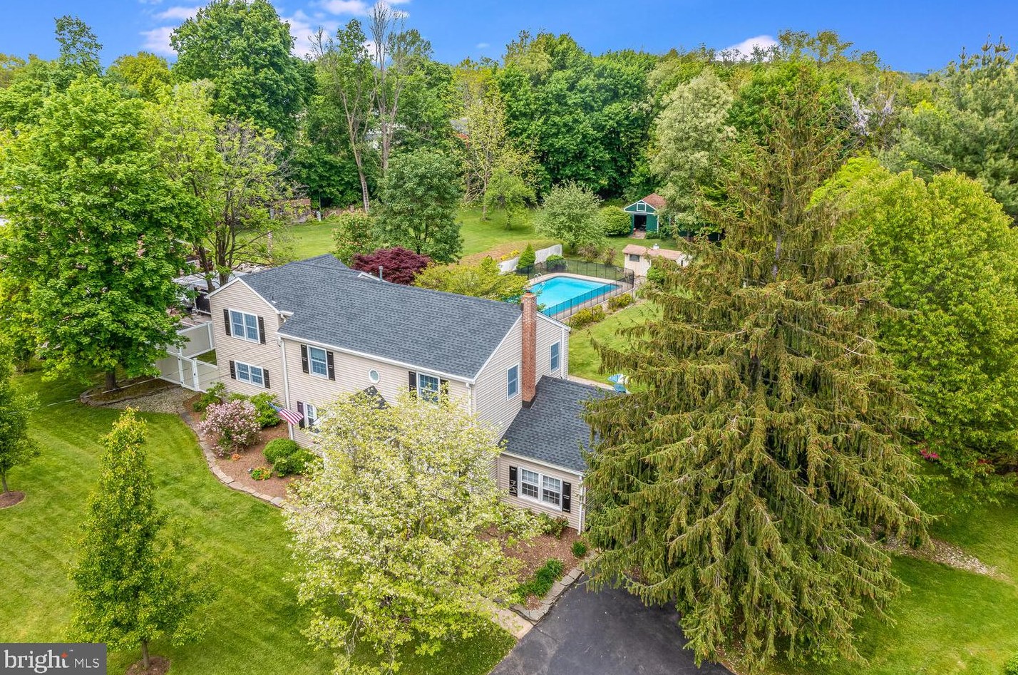 3 Fox Hunt Rd, East Amwell Township, NJ 08551