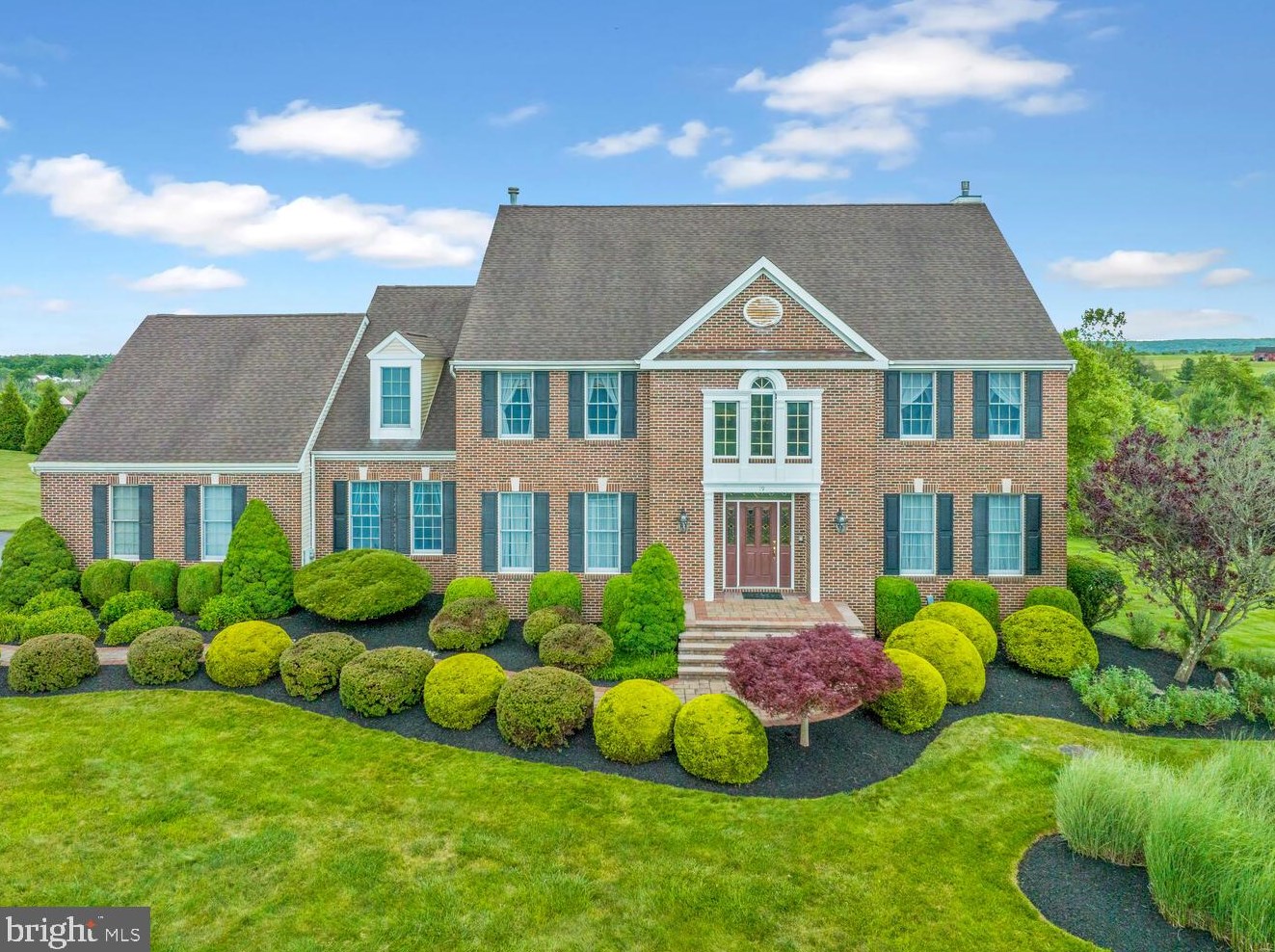 19 Patrick Henry Pl, East Amwell Township, NJ 08551