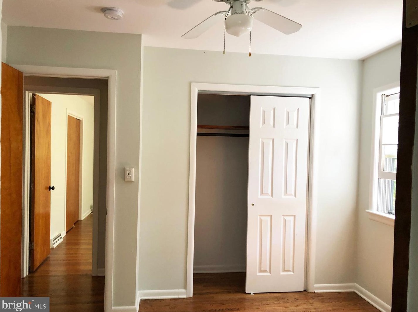 21 Lake Dr, West Amwell NJ  08530-2705 exterior