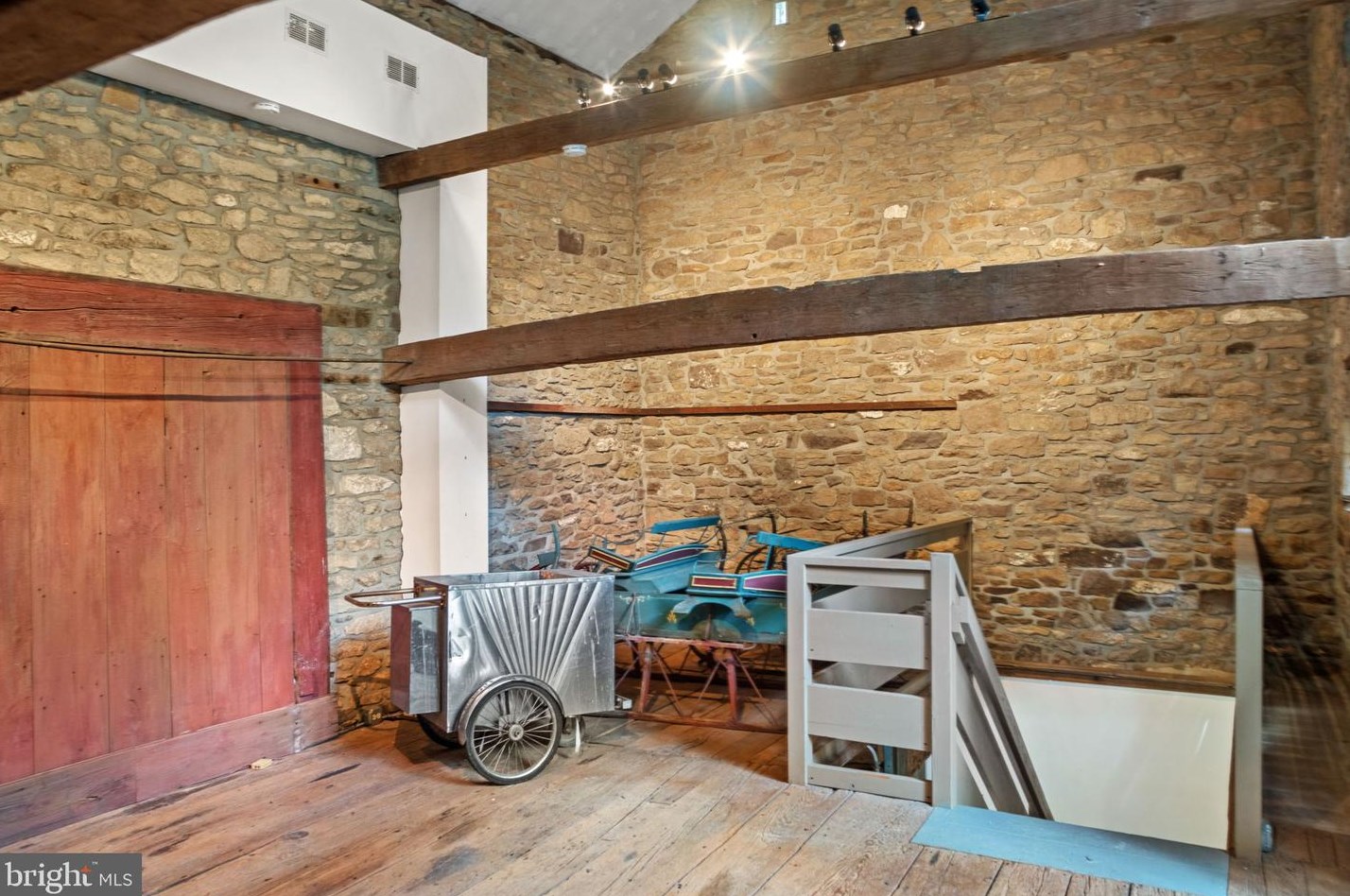 3 Main St, Stockton NJ 08559-2120 exterior