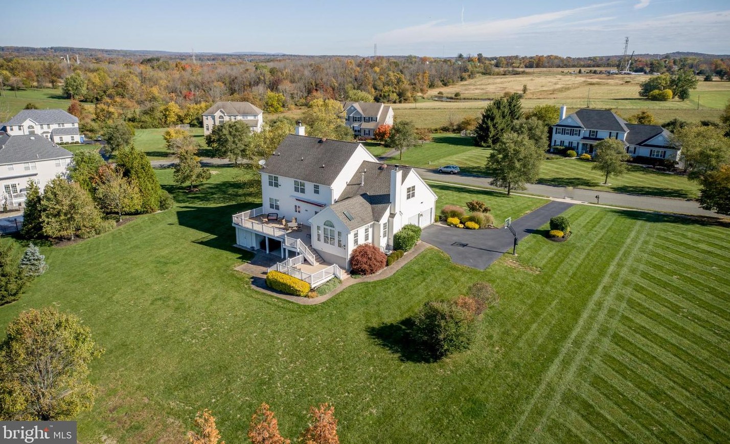 19 Ferris Wheel Dr, West Amwell NJ  08530-3441 exterior