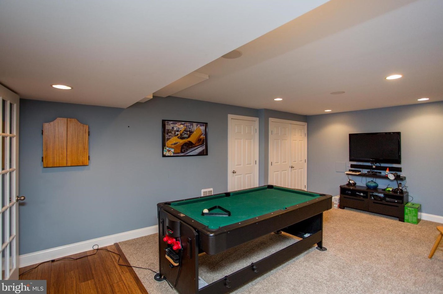 19 Ferris Wheel Dr, West Amwell NJ  08530-3441 exterior