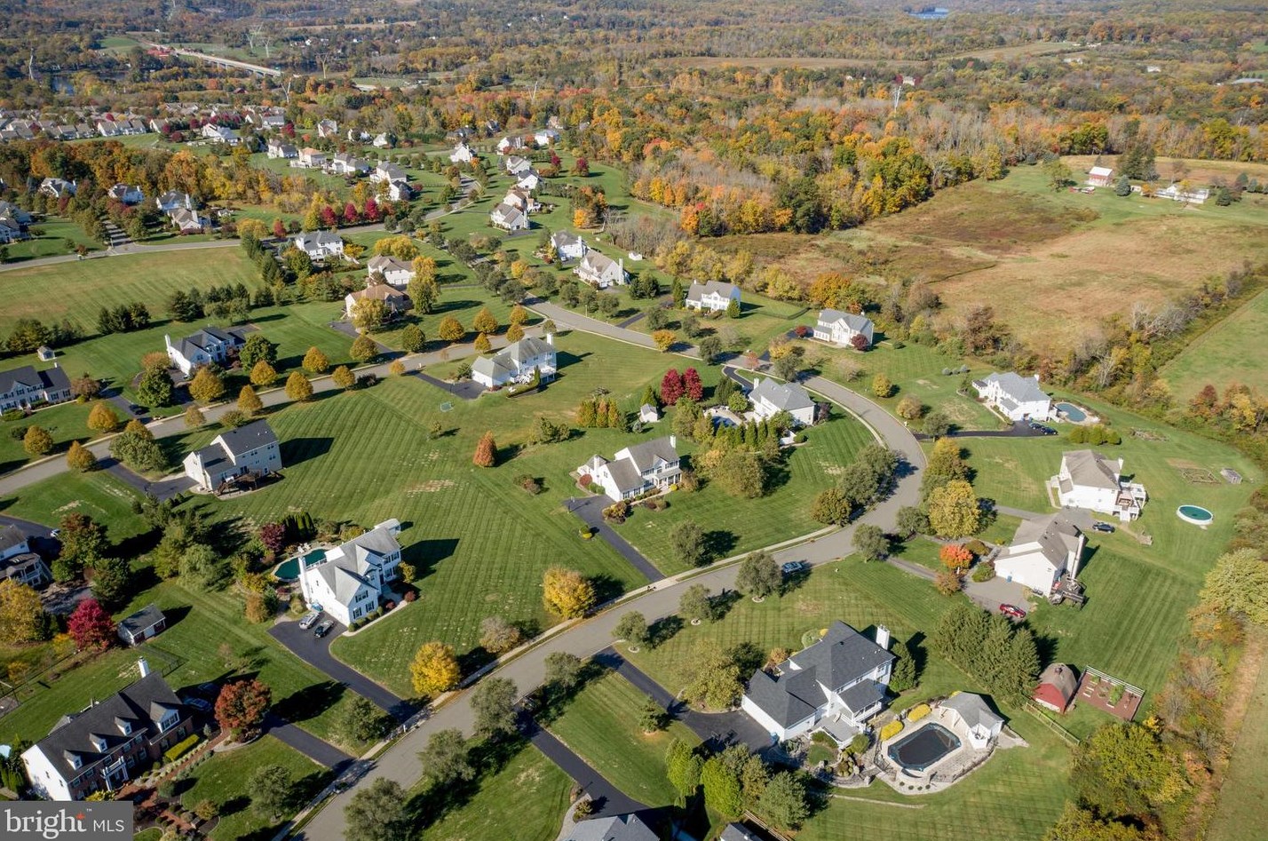 19 Ferris Wheel Dr, West Amwell NJ  08530-3441 exterior