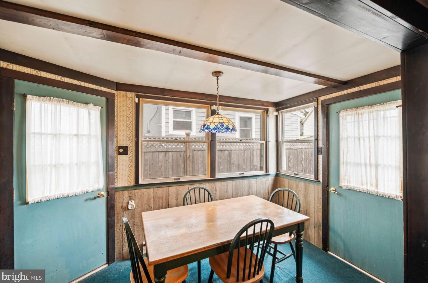 46 Buttonwood St, West Amwell NJ  08530-1643 exterior