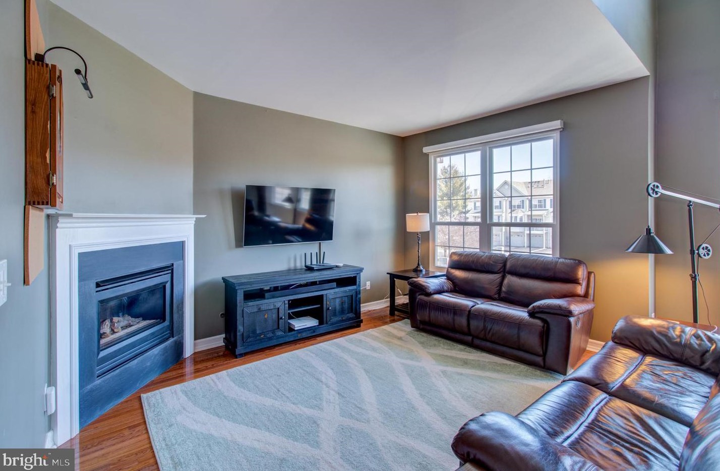 26 Stratton Ct, Flemington, NJ 08822