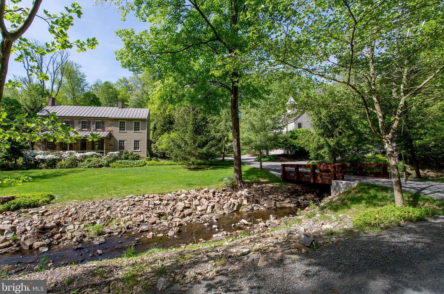 41 Brookville Hollow Rd, Stockton, NJ 08559