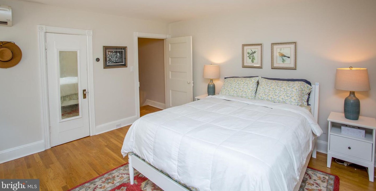 50 Union St, West Amwell NJ  08530-1846 exterior