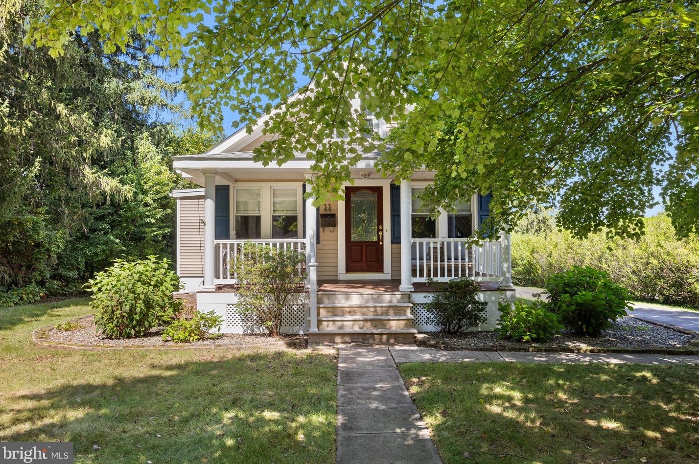 44 Maple Ave, Flemington, NJ 08822-1443