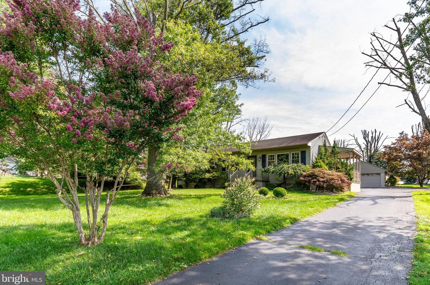 14 Lake Dr, Lambertville, NJ 08530 MLS NJHT2002252 Coldwell Banker