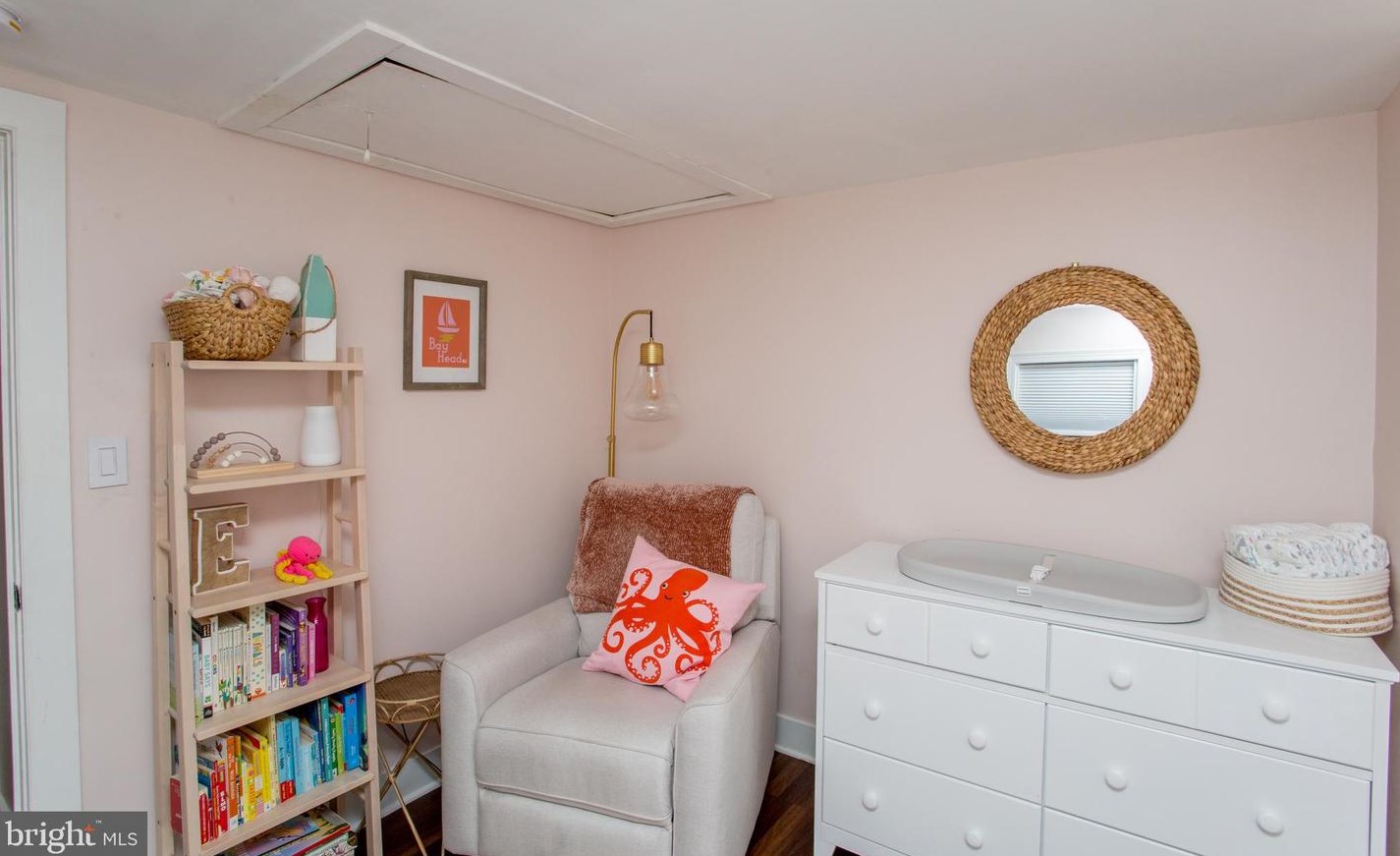 28 Swan St, West Amwell NJ  08530-1022 exterior