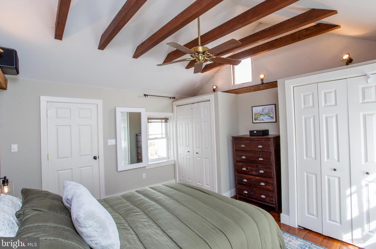 28 Swan St, West Amwell NJ  08530-1022 exterior