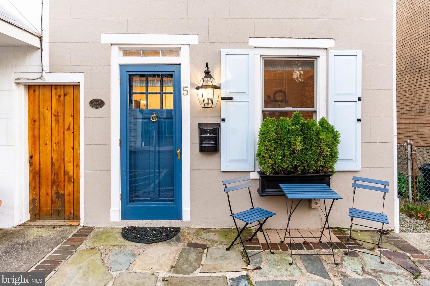 5 Ferry St, West Amwell NJ  08530-1802 exterior