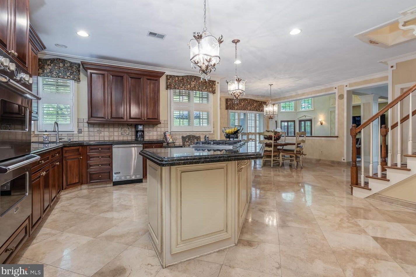 14 Ridgeview Ct, East Amwell Township NJ  08551-1872 exterior