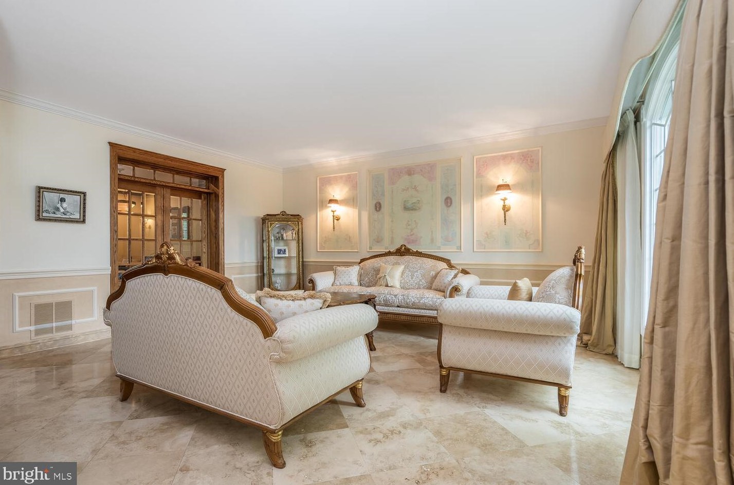 14 Ridgeview Ct, East Amwell Township NJ  08551-1872 exterior