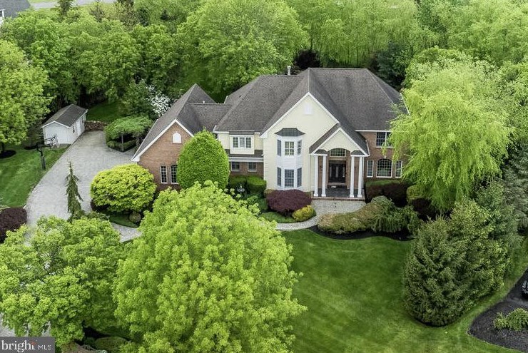 14 Ridgeview Ct, East Amwell Township NJ  08551-1872 exterior