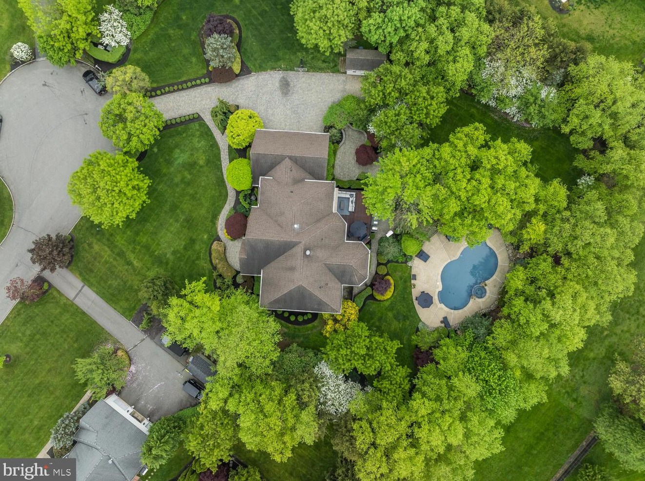 14 Ridgeview Ct, East Amwell Township NJ  08551-1872 exterior