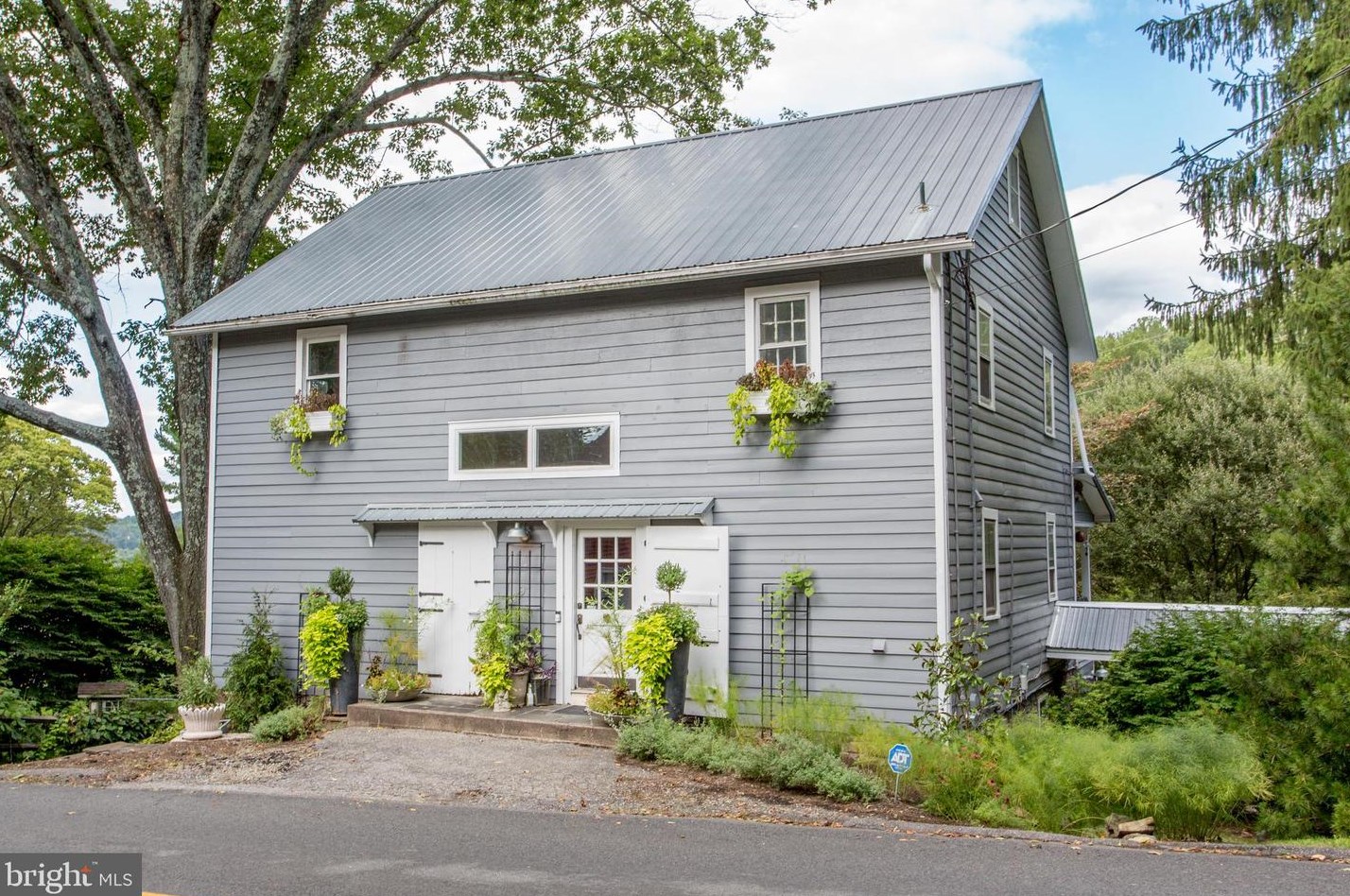 91 Adamic Hill Rd, Milford, NJ 08848