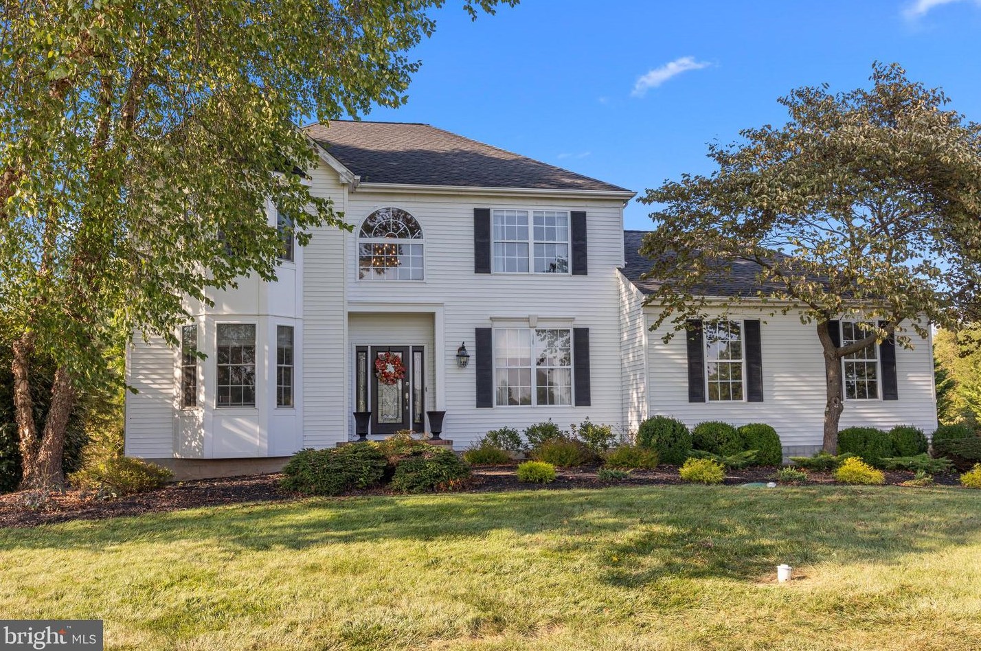 29 Kingsridge Rd, Frenchtown, NJ 08825